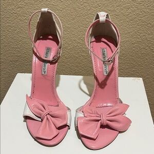 VTG Pink and White Bow Heels